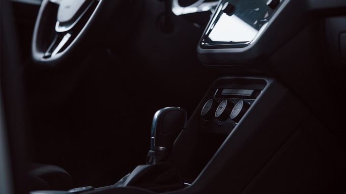 moderní OBD GPS jednotka