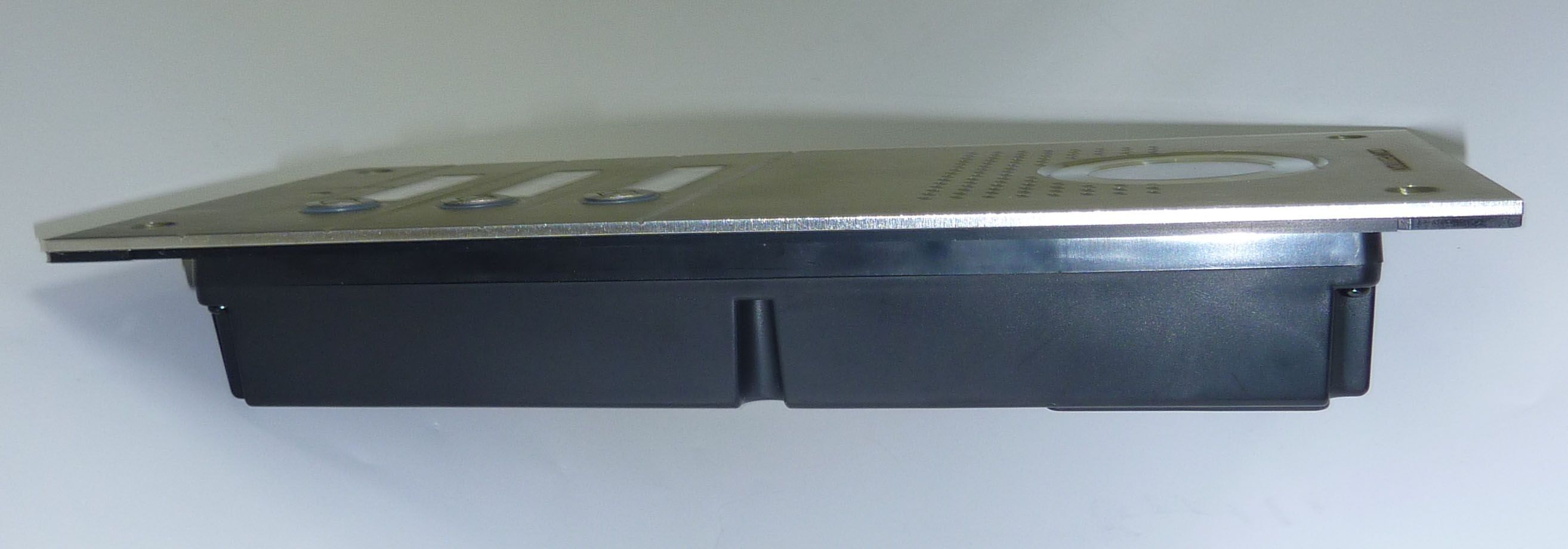 SAC563CK3 3 button LCC camera