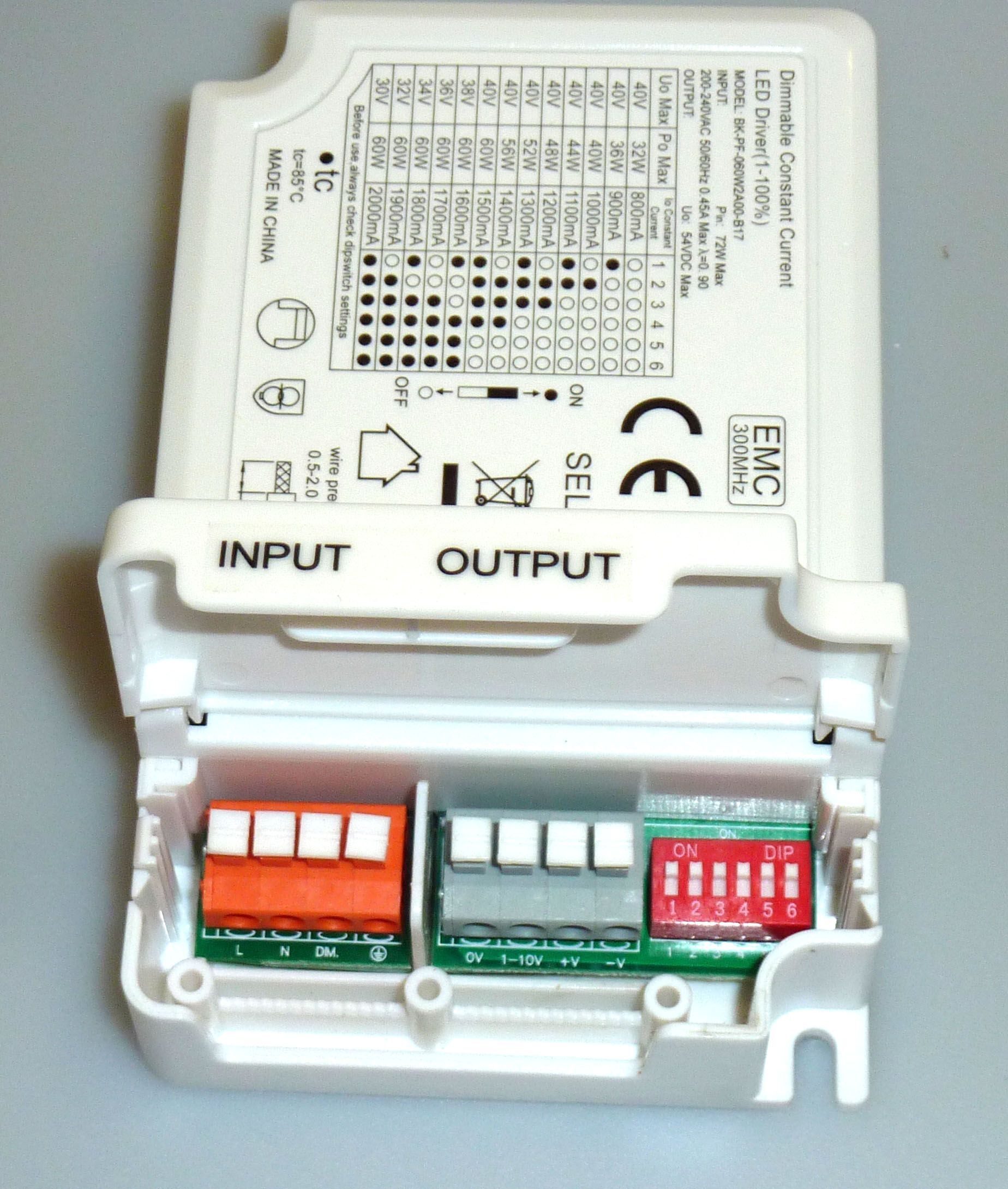 HDIM101B Stmívatelný zdroj 0-10V, 2A max