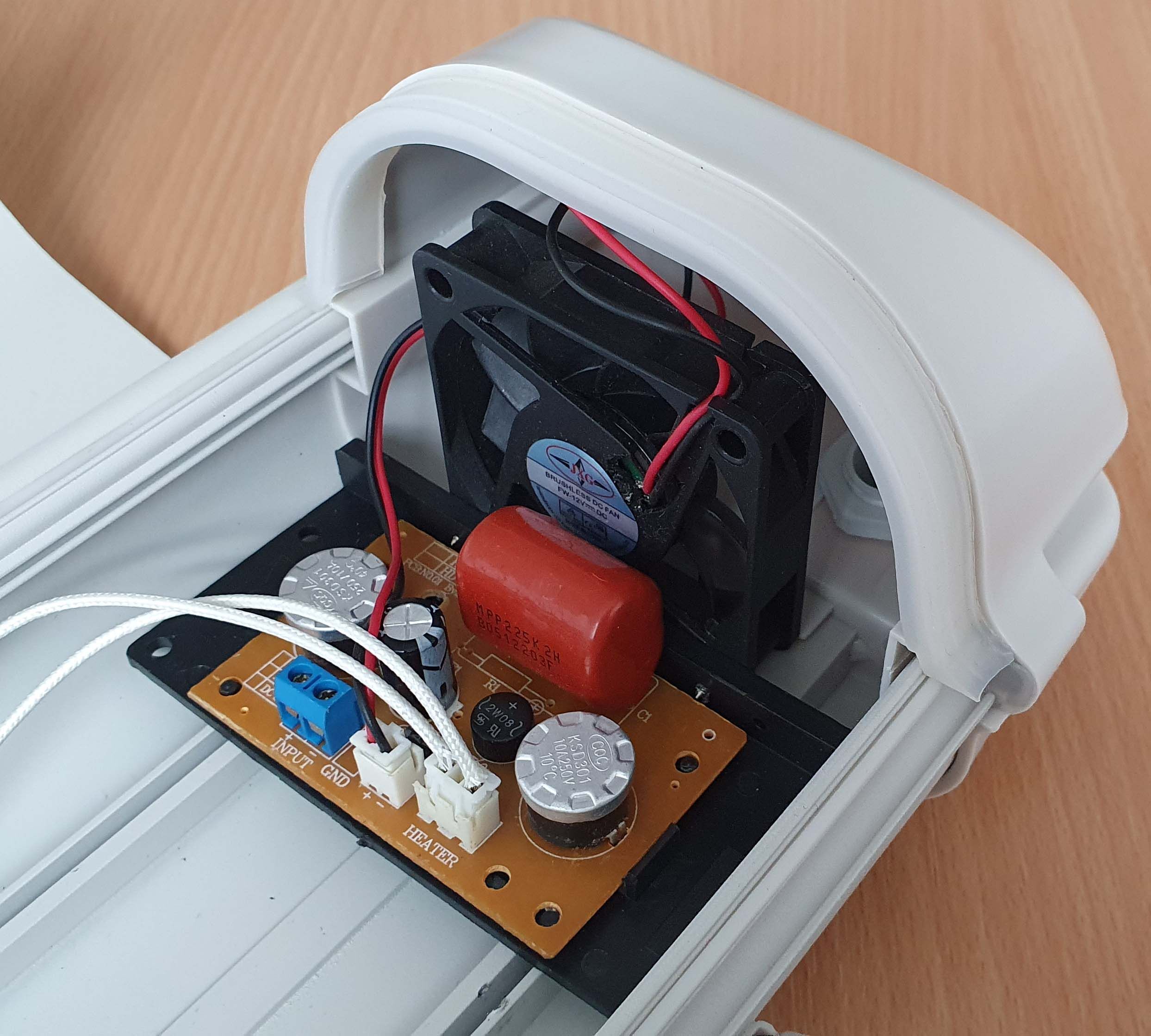 HS-310HF kryt kamery 230VAC