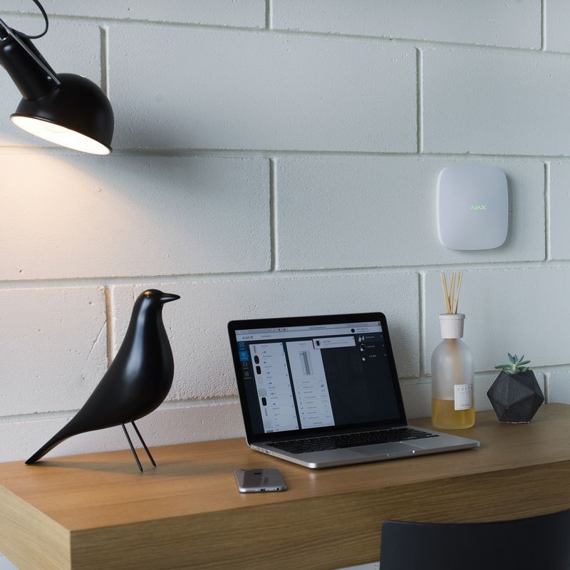 SET Ajax Hub white + Ajax SpaceControl white - ZDARMA