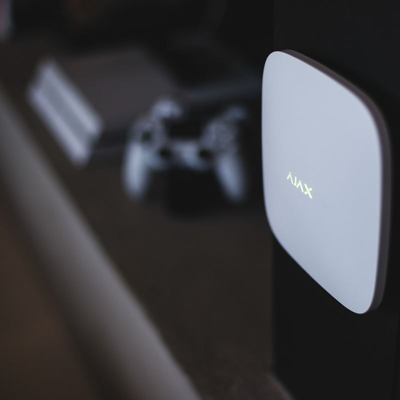 SET Ajax Hub white + Ajax SpaceControl white - ZDARMA