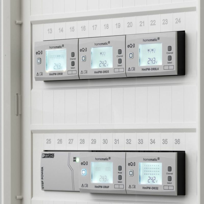 Drátový stmívací akční člen s LCD - na DIN lištu, 3 kanály HmIPW-DRD3