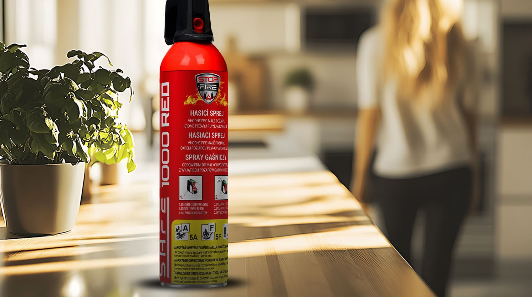 SET Fire extinguishing spray SAFE 1000 ml + holder SAFE 100C