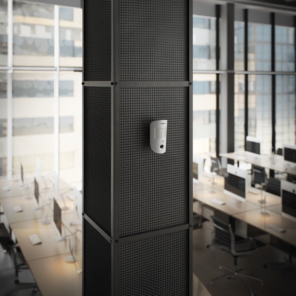 Ajax MotionCam HDR white