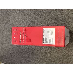 DS-7616NXI-I2/S(E) - Poškozený obal