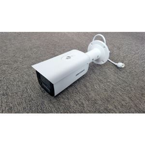 DS-2CD2T83G2-4LI(2.8mm) - Poškozený obal