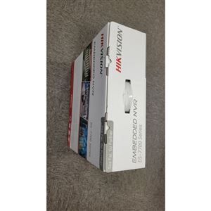 DS-7732NI-M4 - Poškozený obal